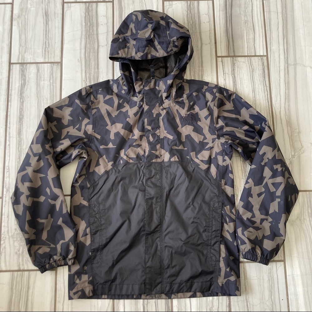 The North Face DryVent weatherproof jacket. EUC